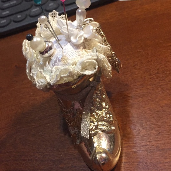 Japan vintage shoe pin cushion - Picture 2 of 8